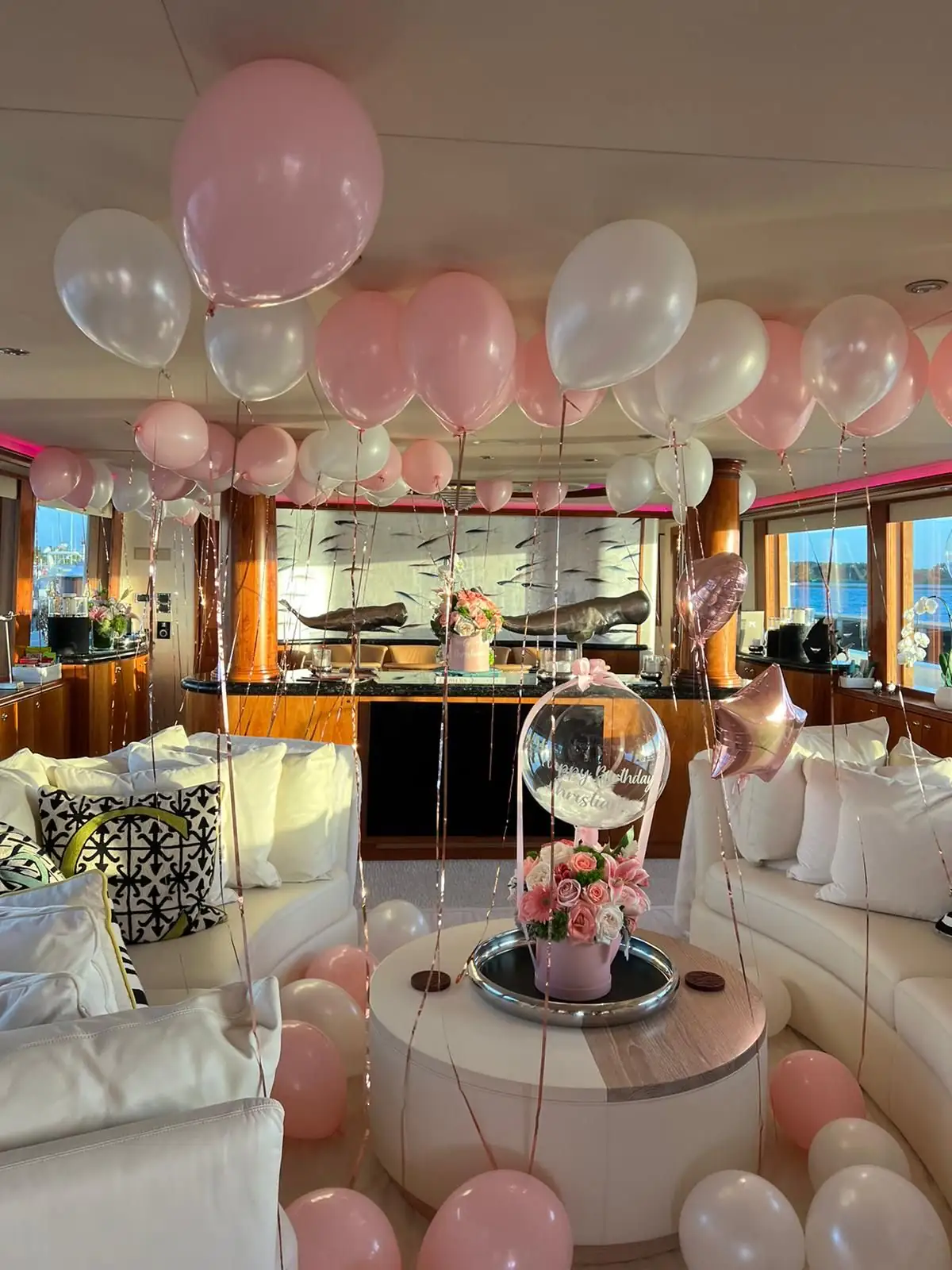 Intérieur décoré pour anniversaire