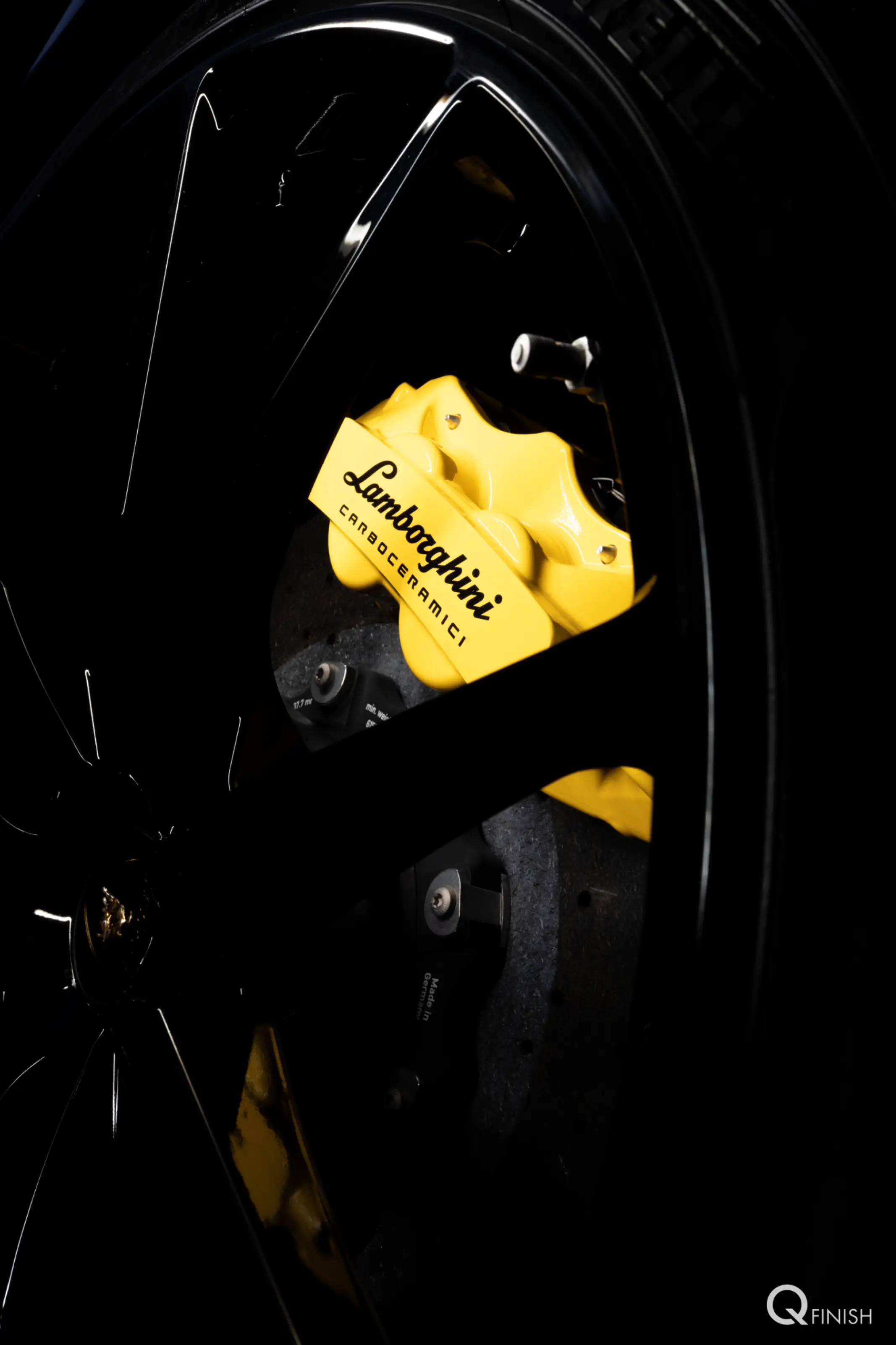 Gele Lamborghini remklauw