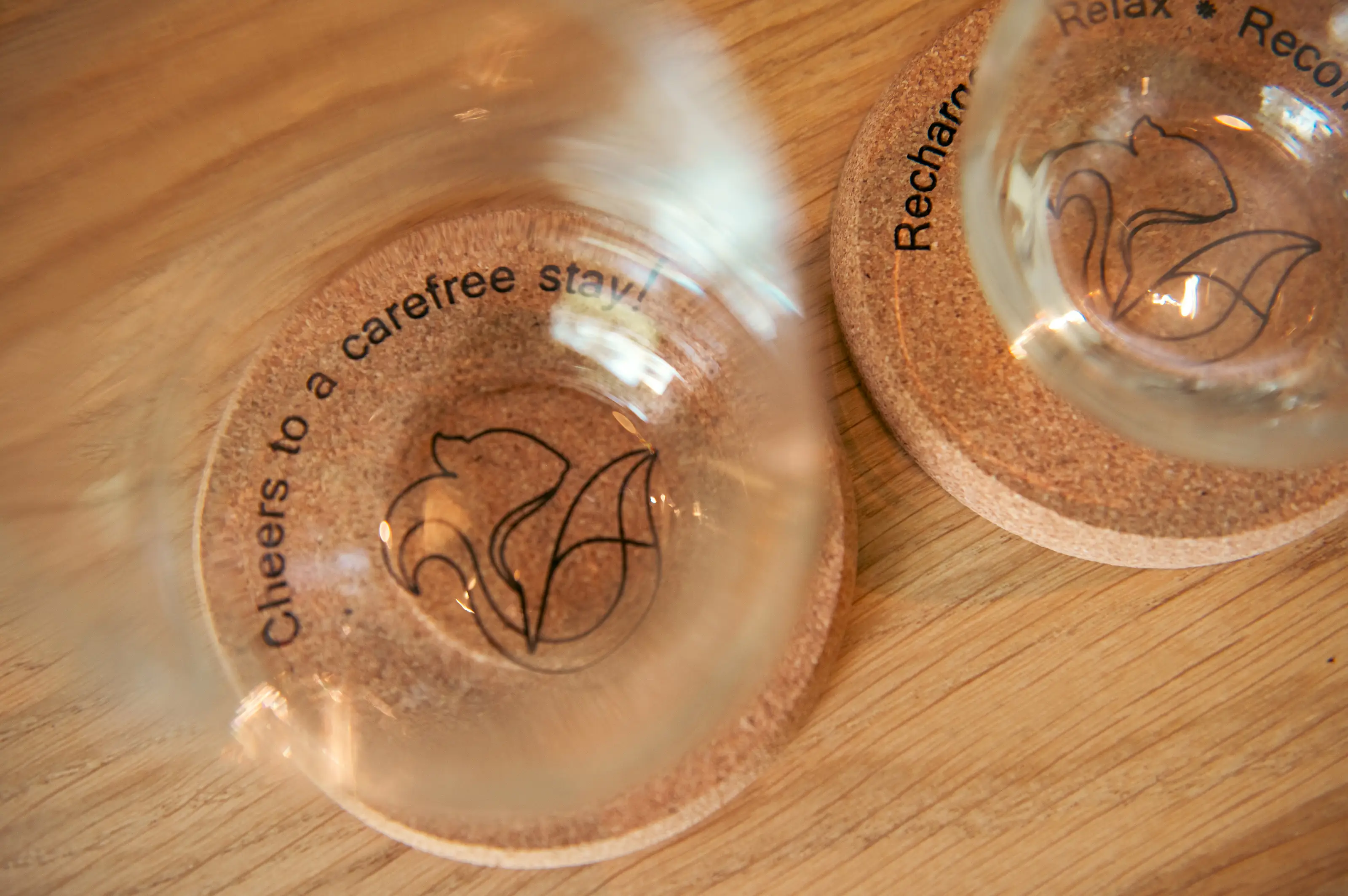 Glaasjes met B&Biotope logo